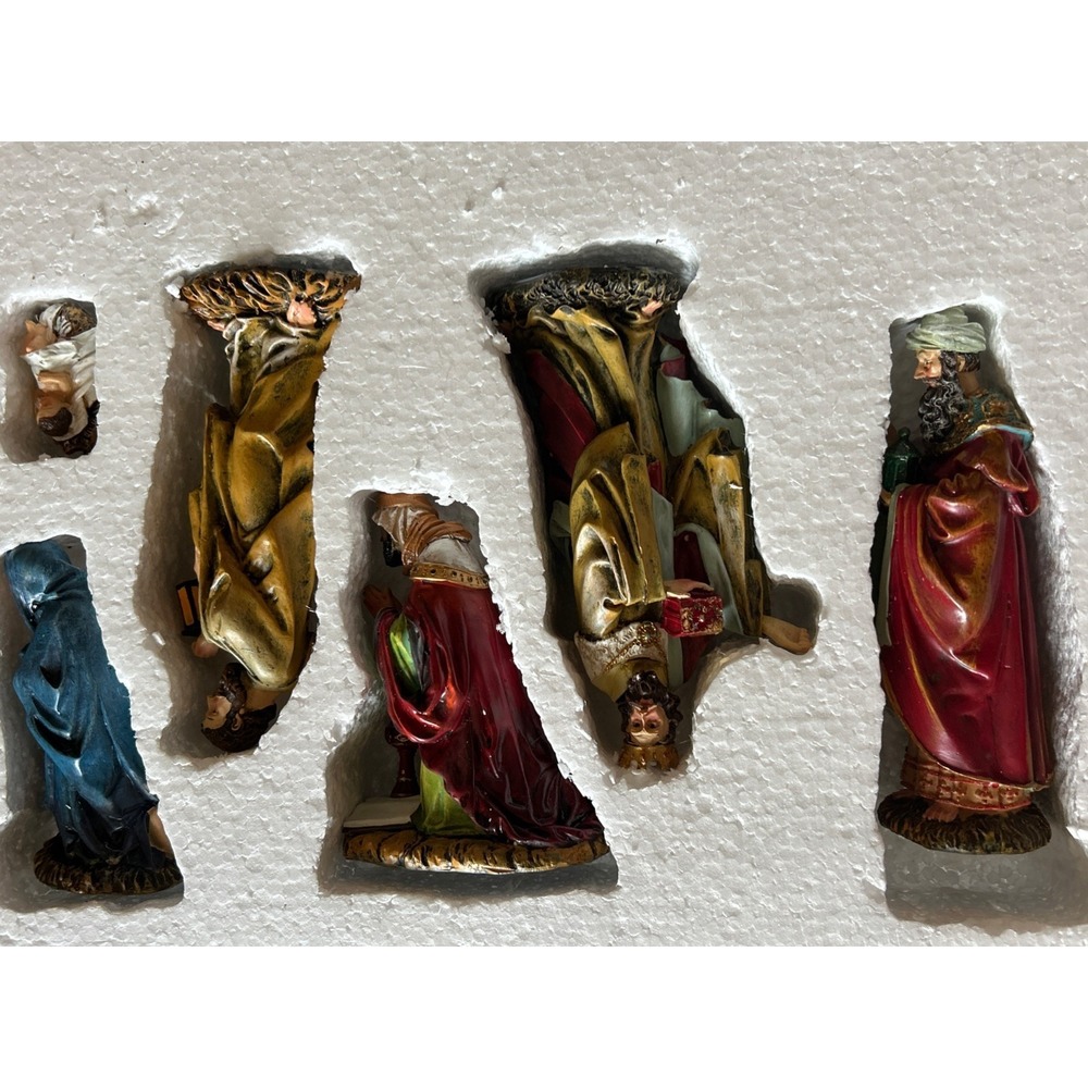 Kurt Adler 7 Piece Resin Nativity Scene Christmas Religion - Picture 4 of 6